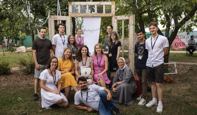 Účastník festivalu
